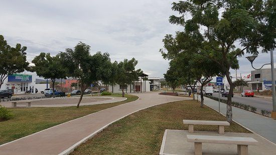 Parque Lineal Pérez Escobosa